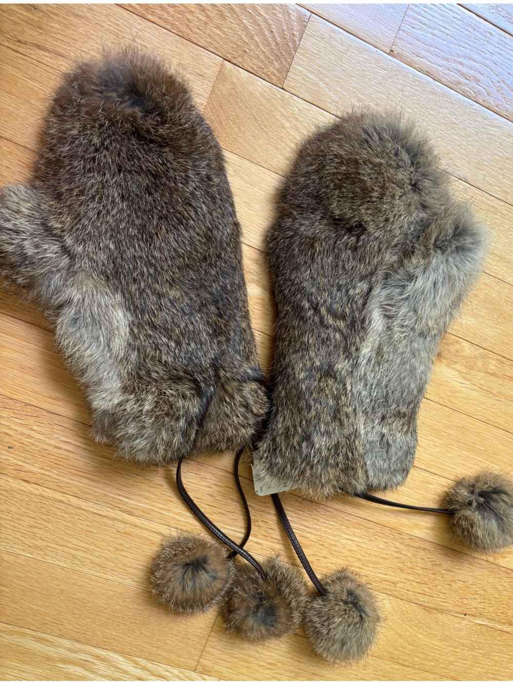 Coach Rabbit Mittens Size M/L - Picture 3 of 14